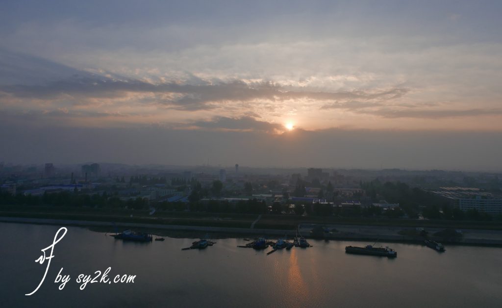 대동강 大同江东岸